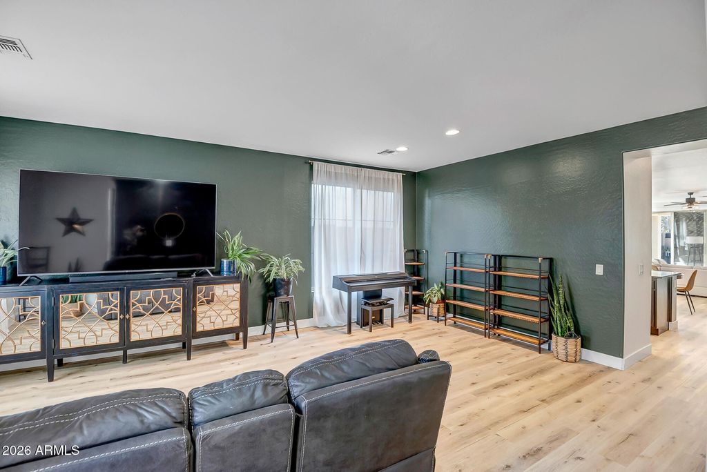 Photo of 3345 W Thoreau Lane, Anthem, AZ 85086 (MLS # 6981534)