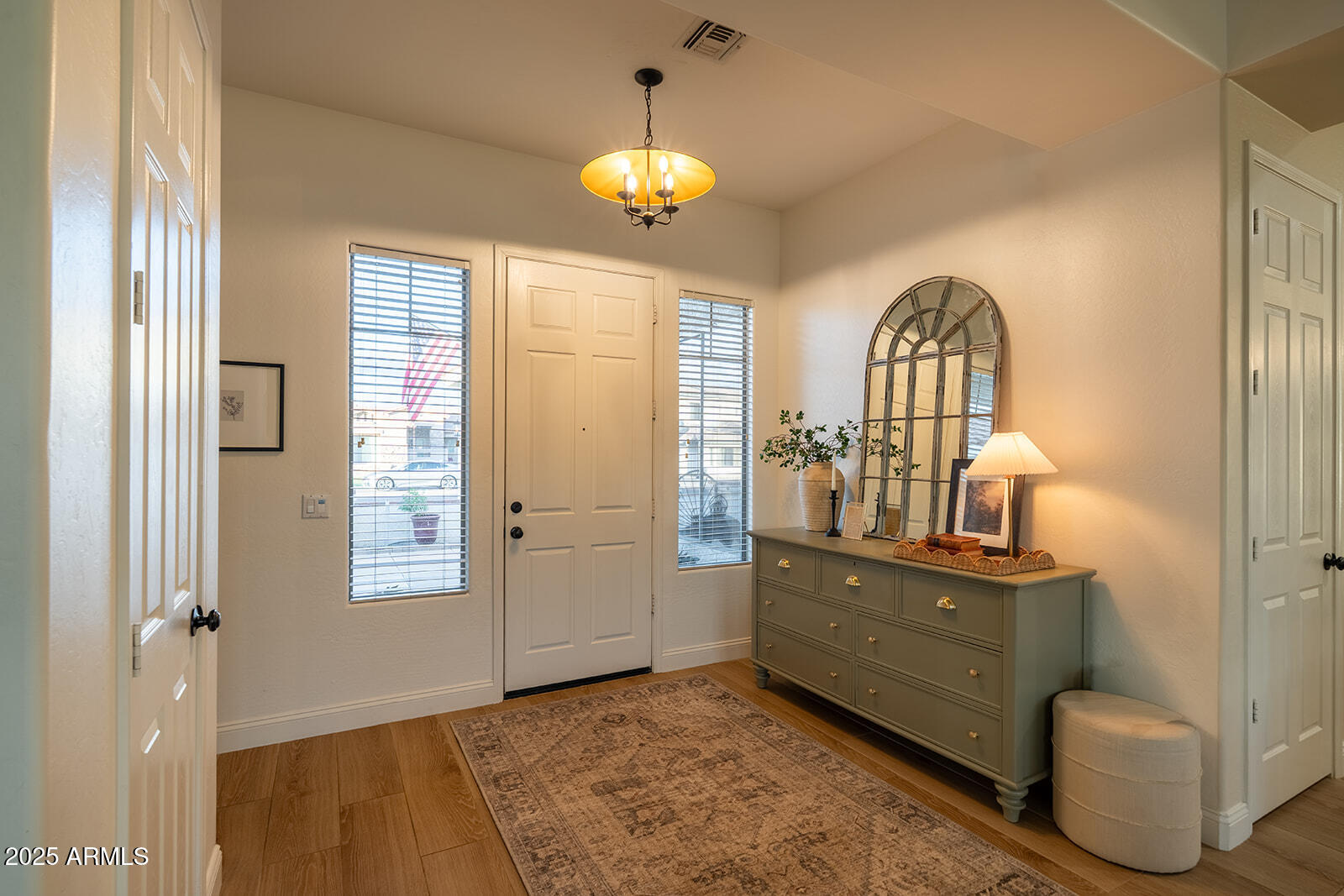 21125 E TWIN ACRES Drive