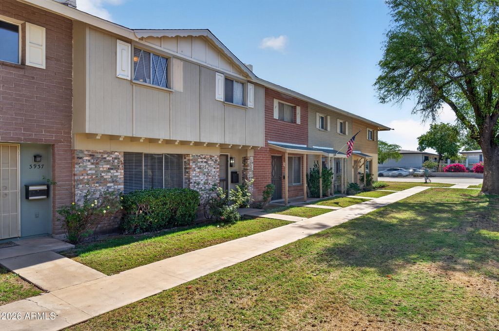 Photo of 3941 S Mill Avenue, Tempe, AZ 85282 (MLS # 7020919)