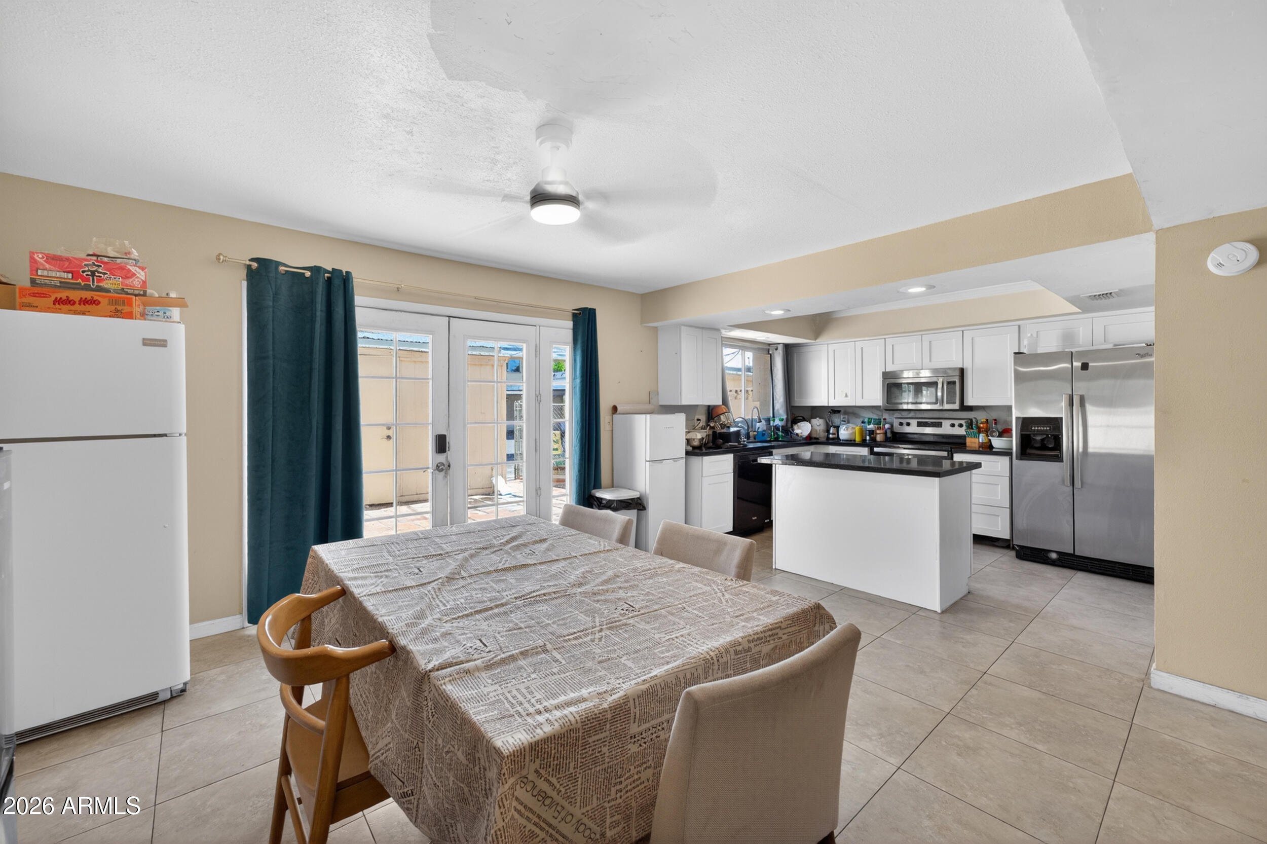 TEMPE GARDENS TOWNHOUSE CONDO LOT 81-169 - Residential