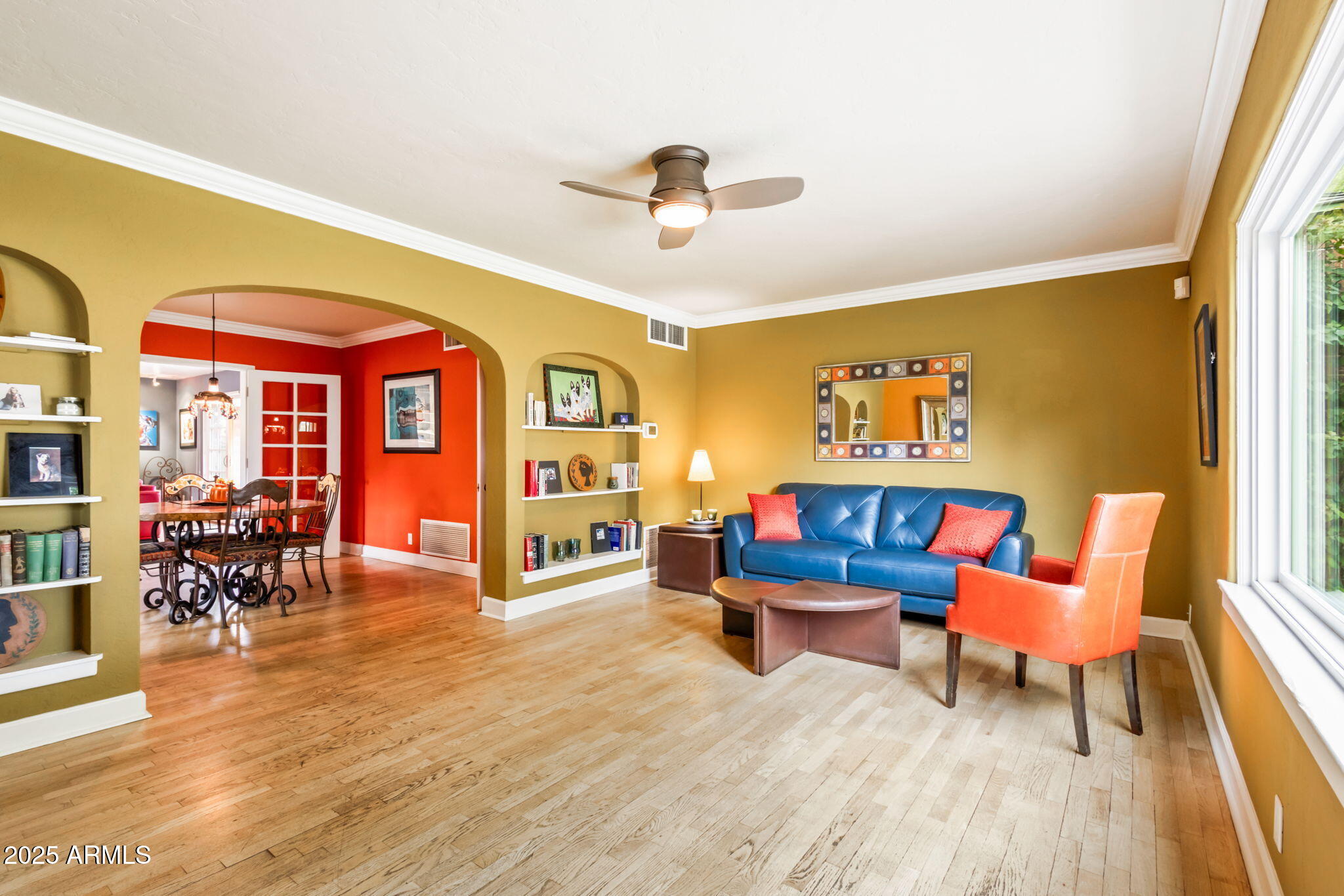 331 W CAMBRIDGE Avenue