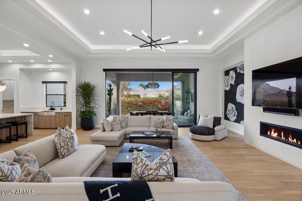 6416 E CALLE CAMELIA --