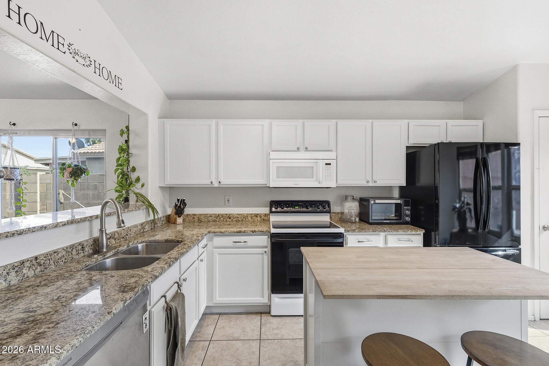 SUMMERFIELD PLACE 2 - Residential