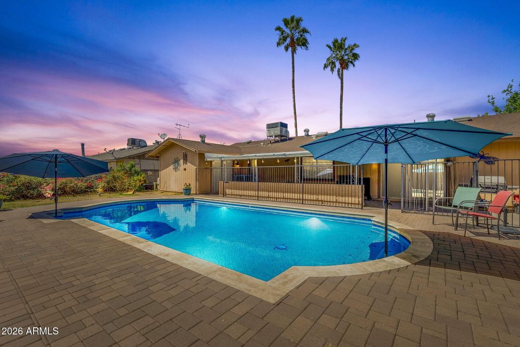 Photo of 5719 W Zoe Ella Way, Glendale, AZ 85306 (MLS # 7011353)