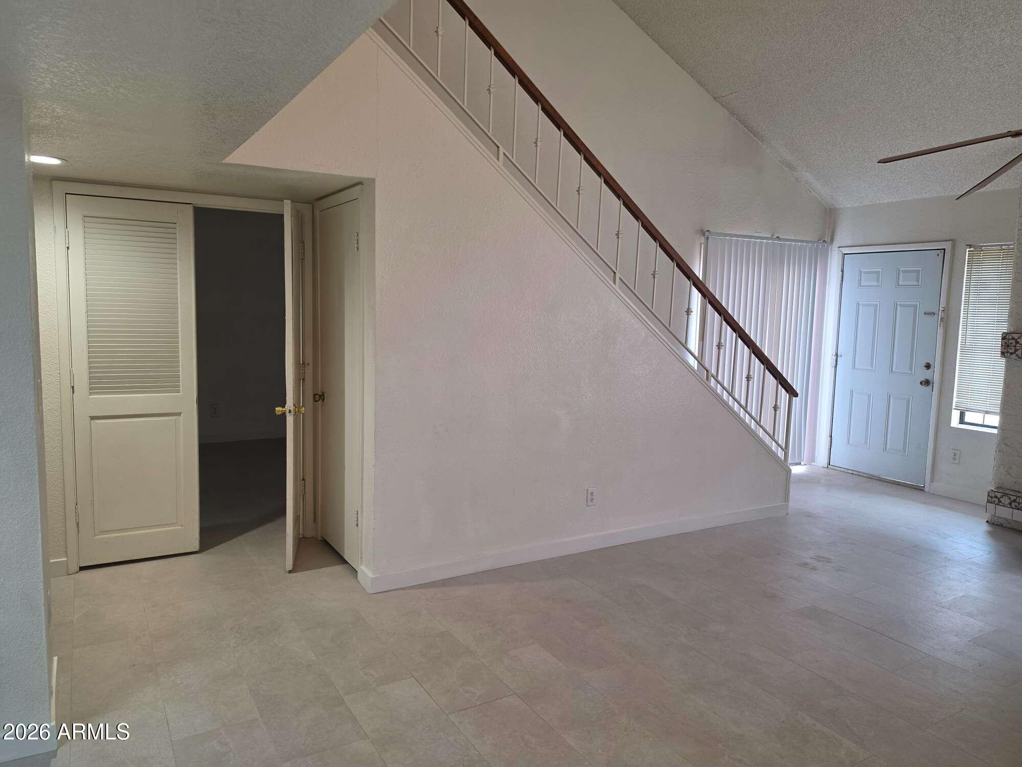 819 N College Avenue I121