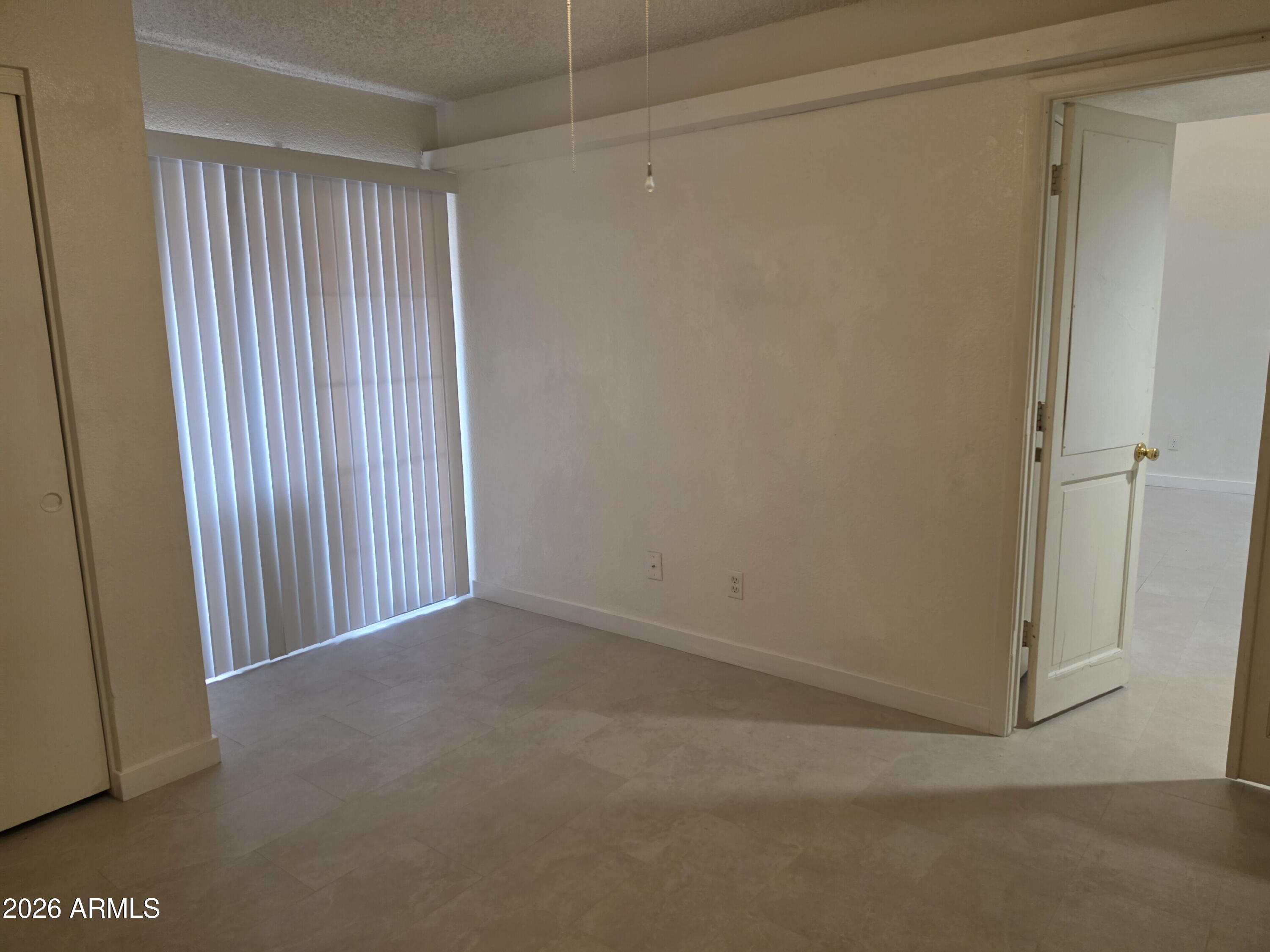 819 N College Avenue I121