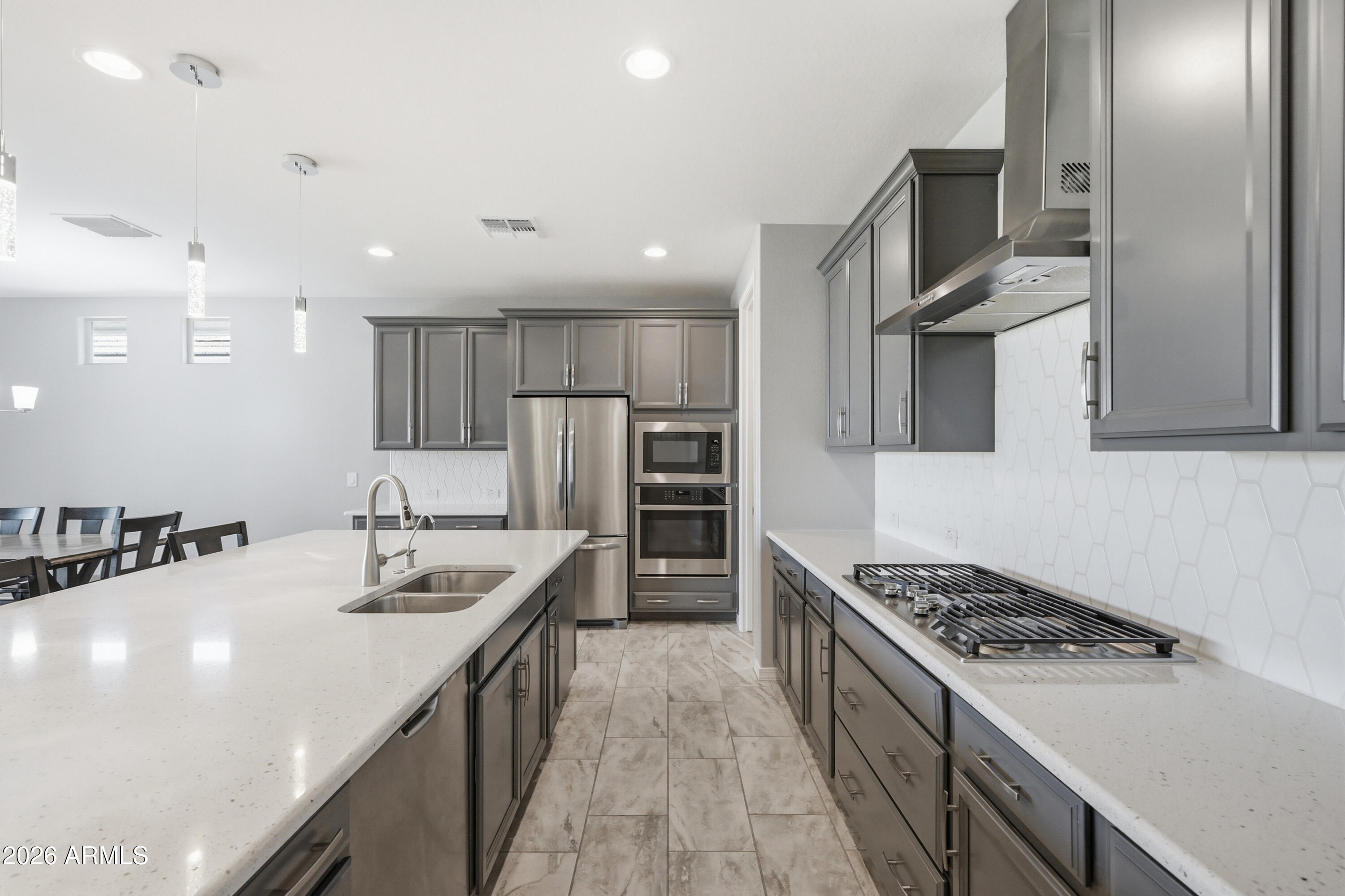 41370 W SOMERSET Drive