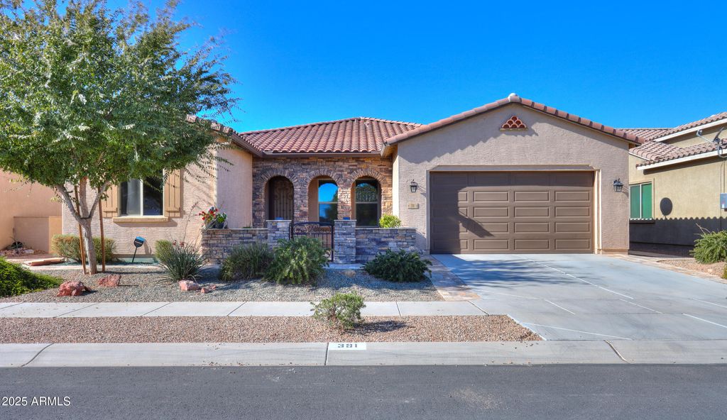 Photo of 391 N San Ricardo Trail, Casa Grande, AZ 85194 (MLS # 6992075)