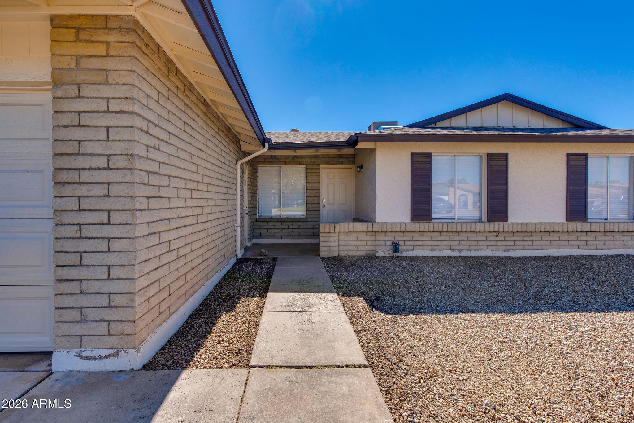 6353 W MISSION Lane