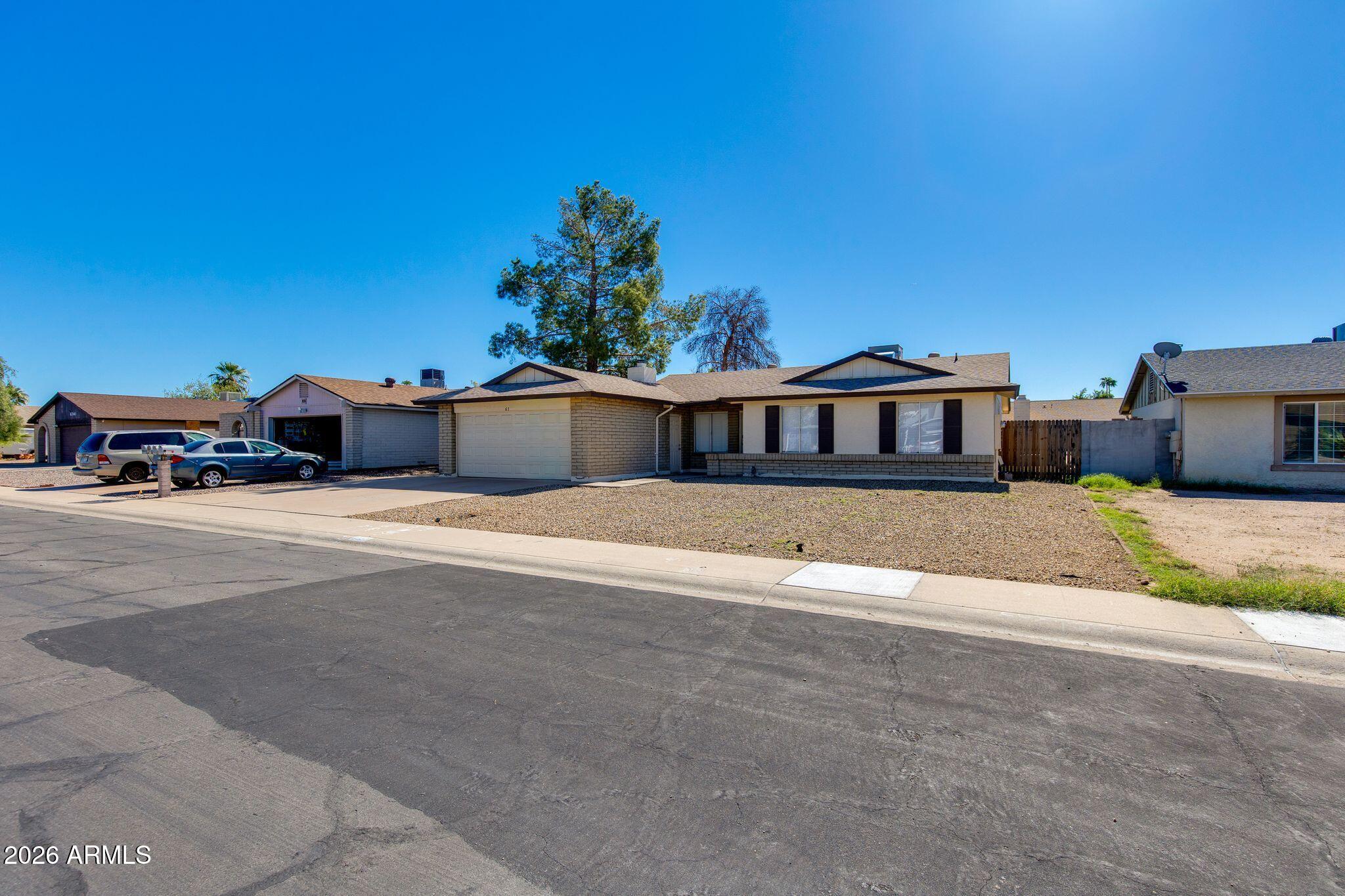 6353 W MISSION Lane