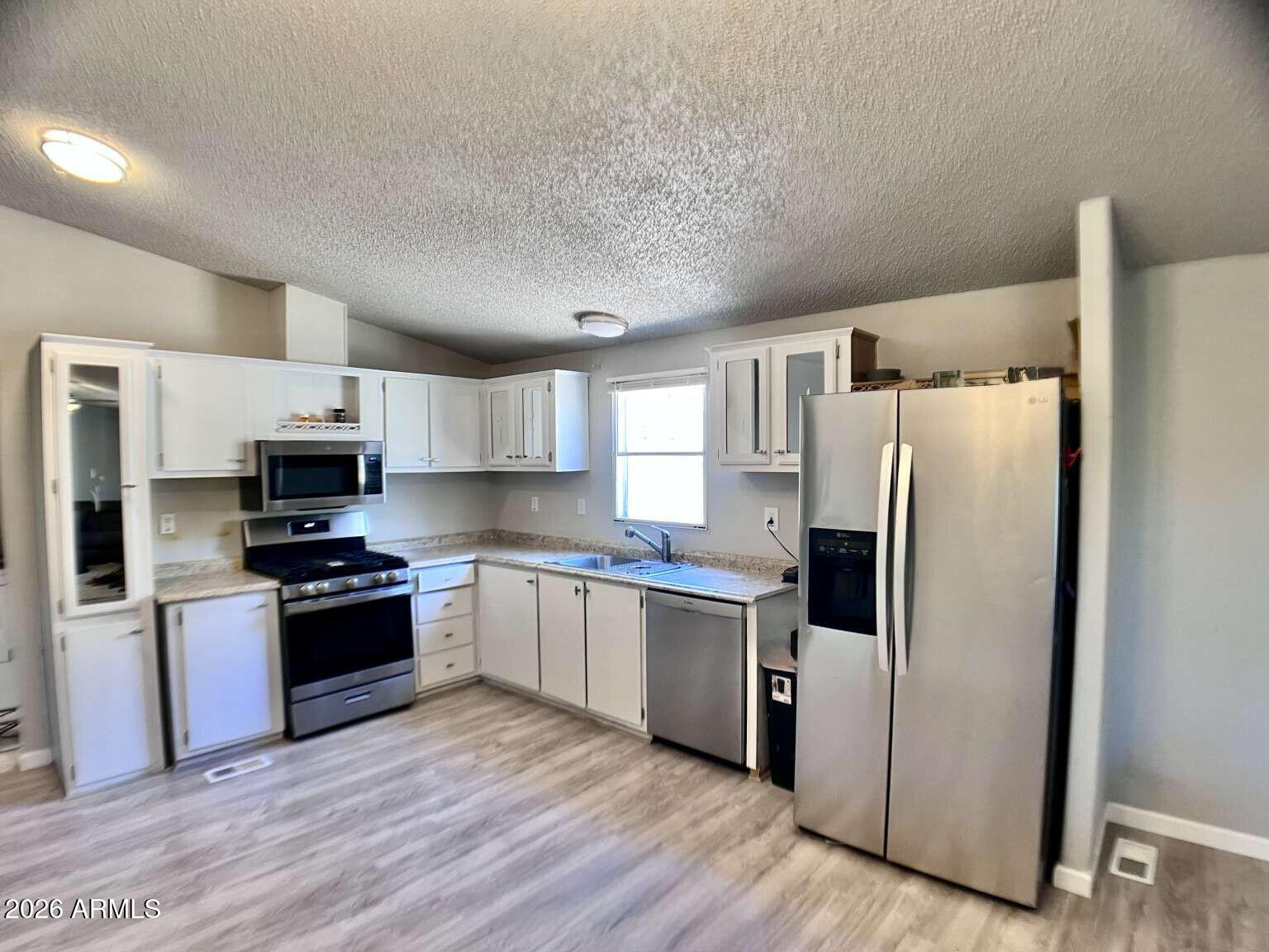 19200 E SAGUARO Drive