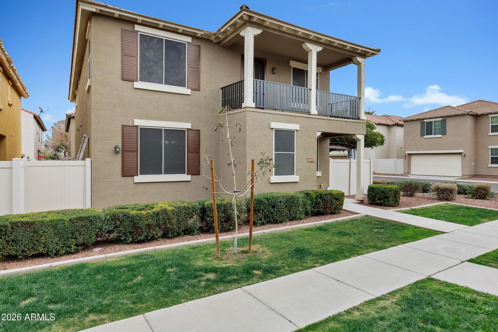 Photo of 894 S Utilis Drive, Gilbert, AZ 85296 (MLS # 6969684)