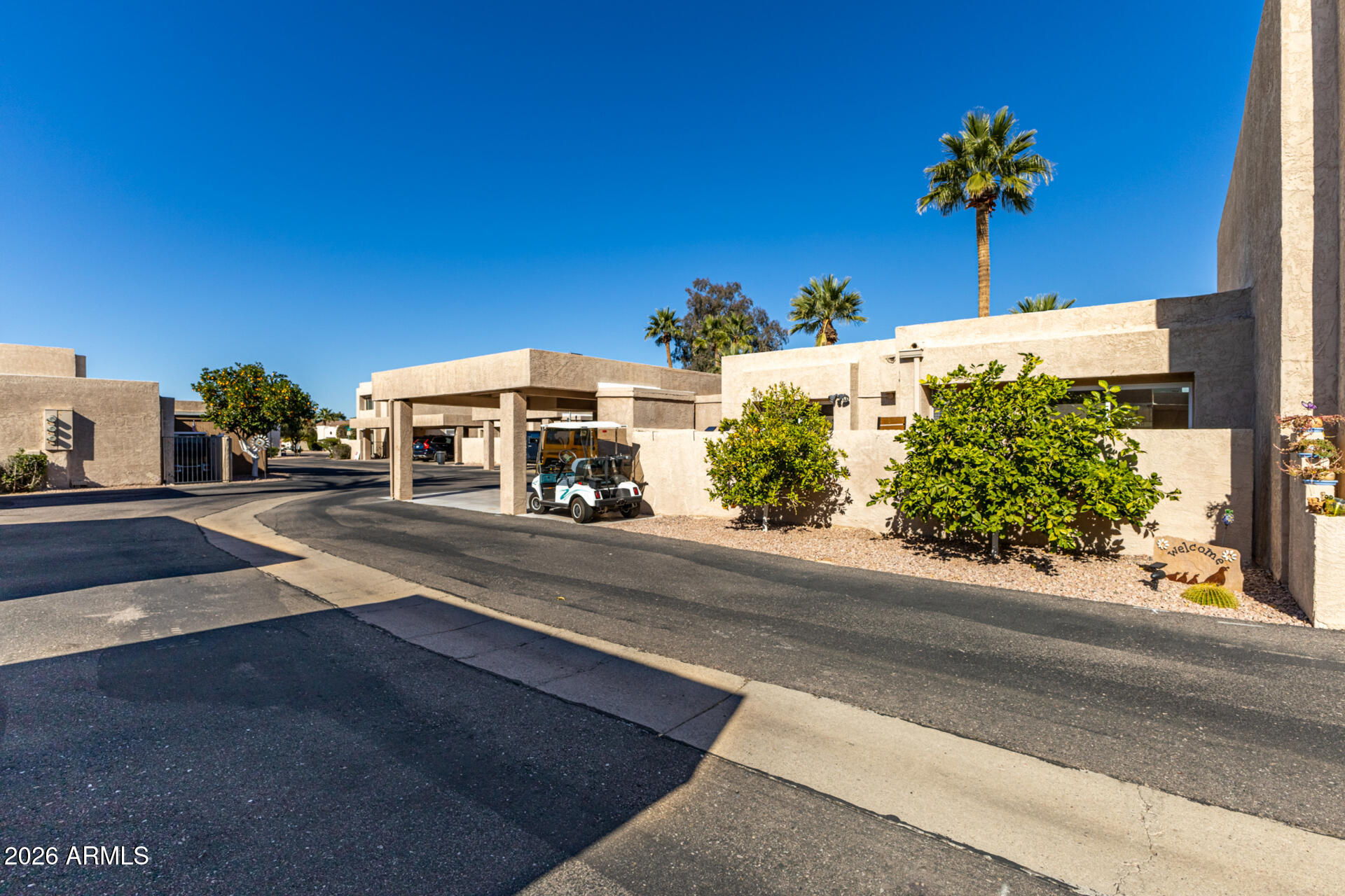 7854 E PARK VIEW Drive