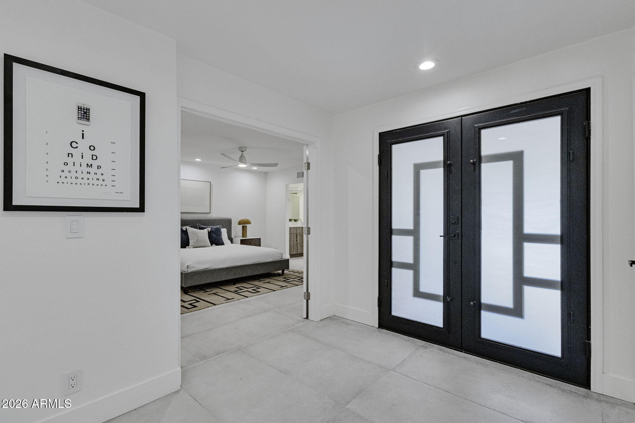 6044 E VERNON Avenue