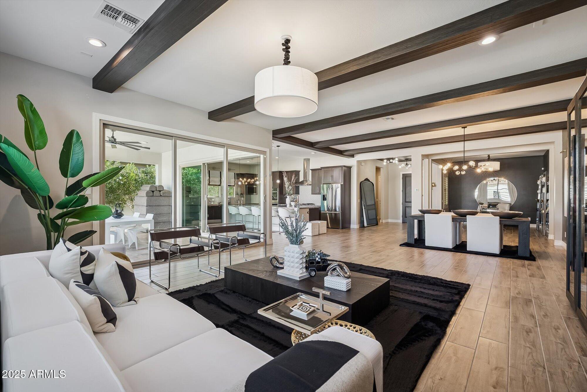 4216 E PRESCOTT Place