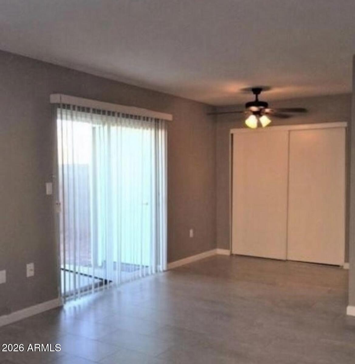 6118 W MORTEN Avenue