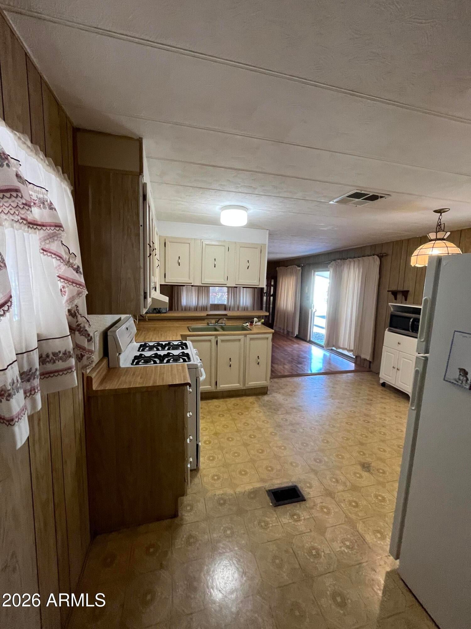 303 S Recker Road 144