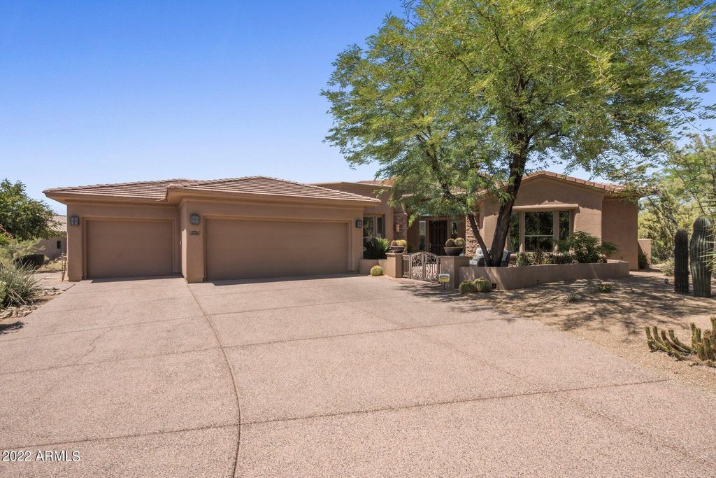 Photo of 6626 E Bent Tree Drive, Scottsdale, AZ 85266 (MLS # 6950439)