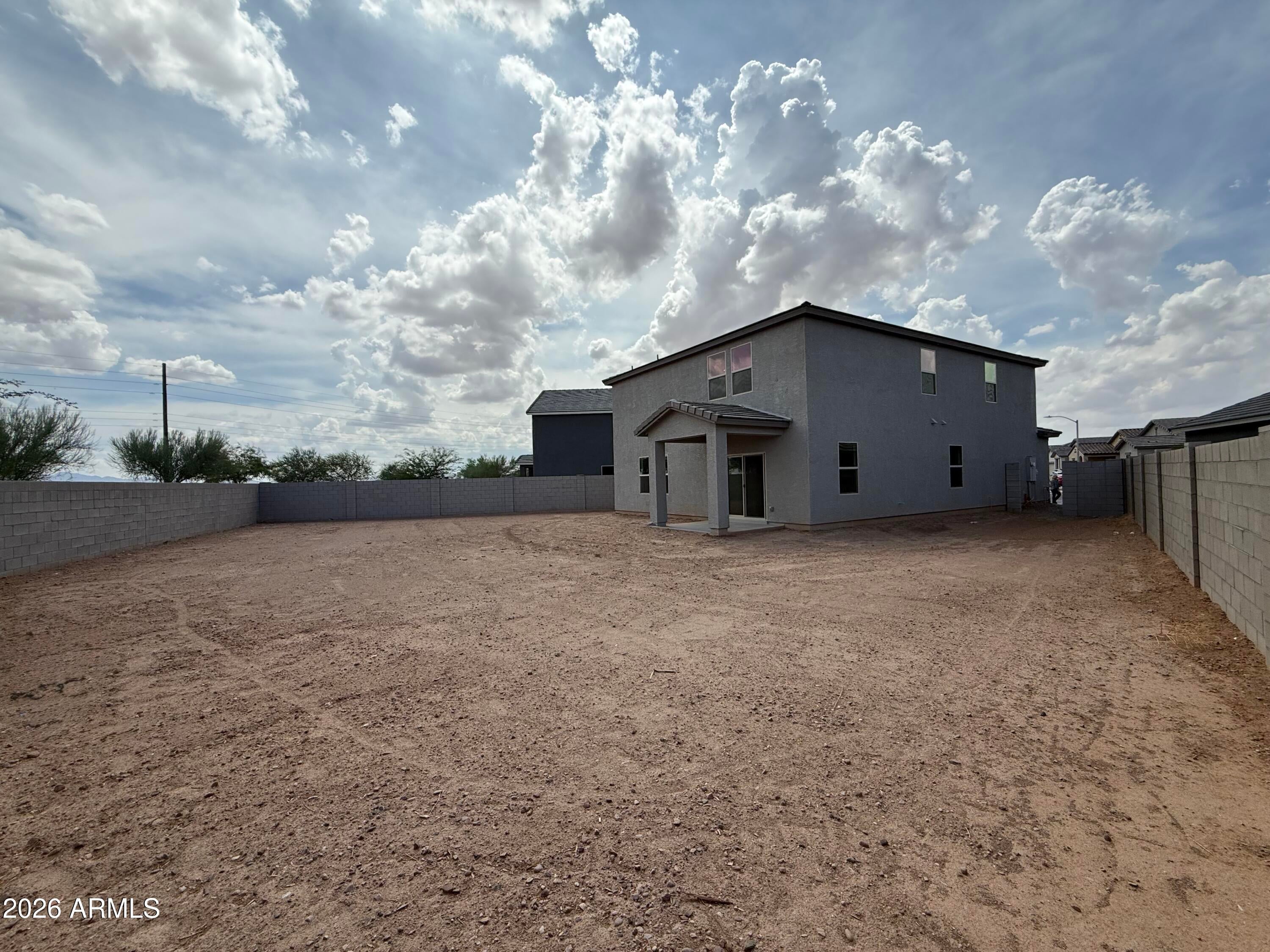 11613 N RICHARDS Drive