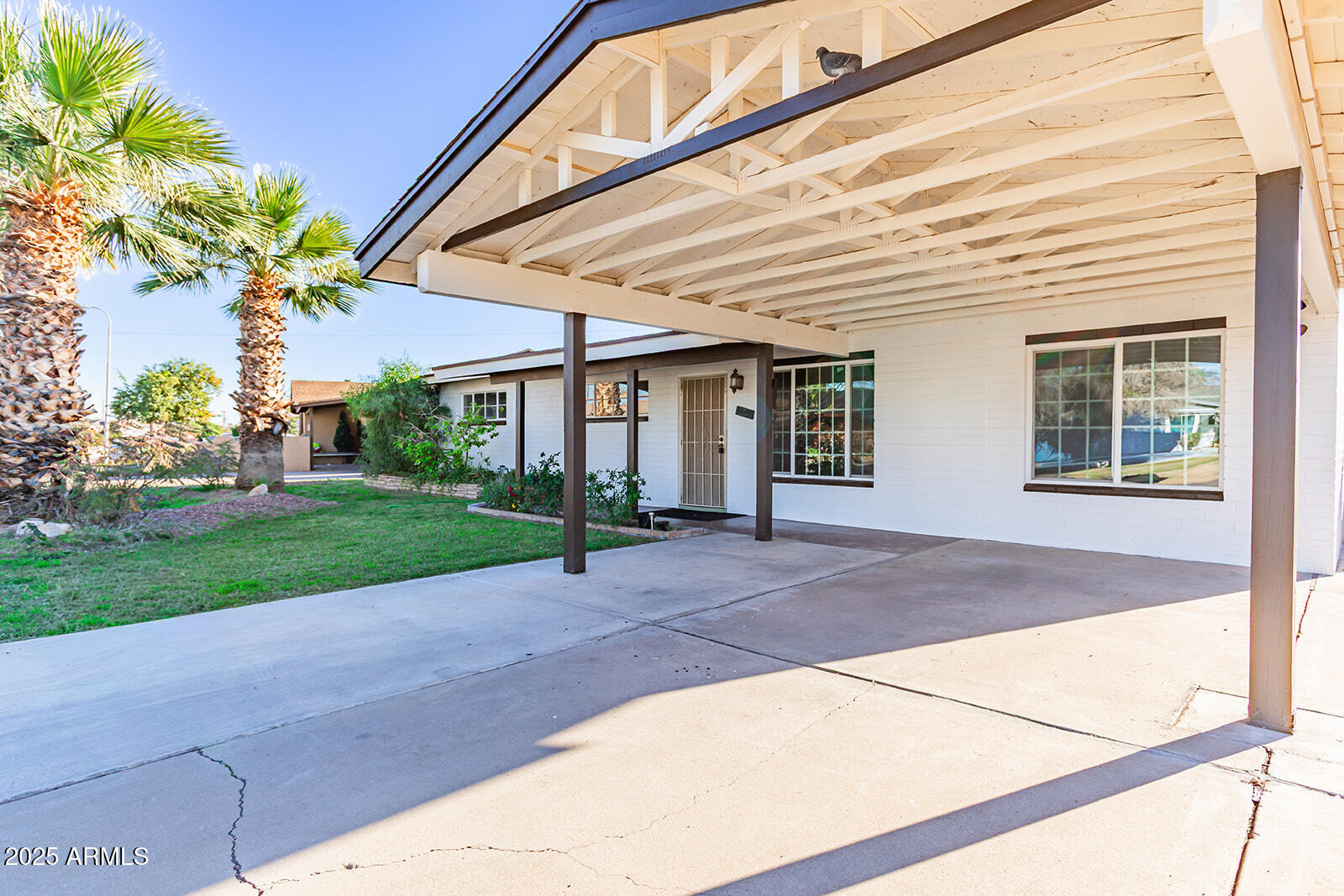 2033 W PALO VERDE Drive