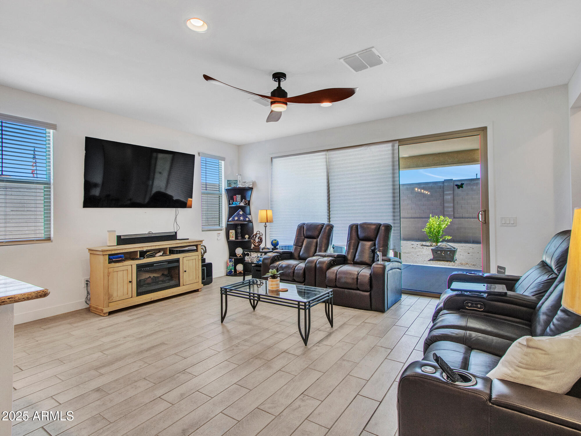 Goodyear, Arizona 85338, United States, 2 Bedrooms Bedrooms, ,2 BathroomsBathrooms,Residential,Active,136948