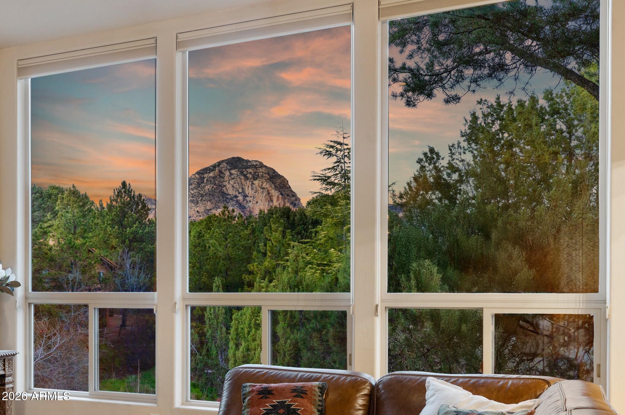 185 PANORAMA Boulevard