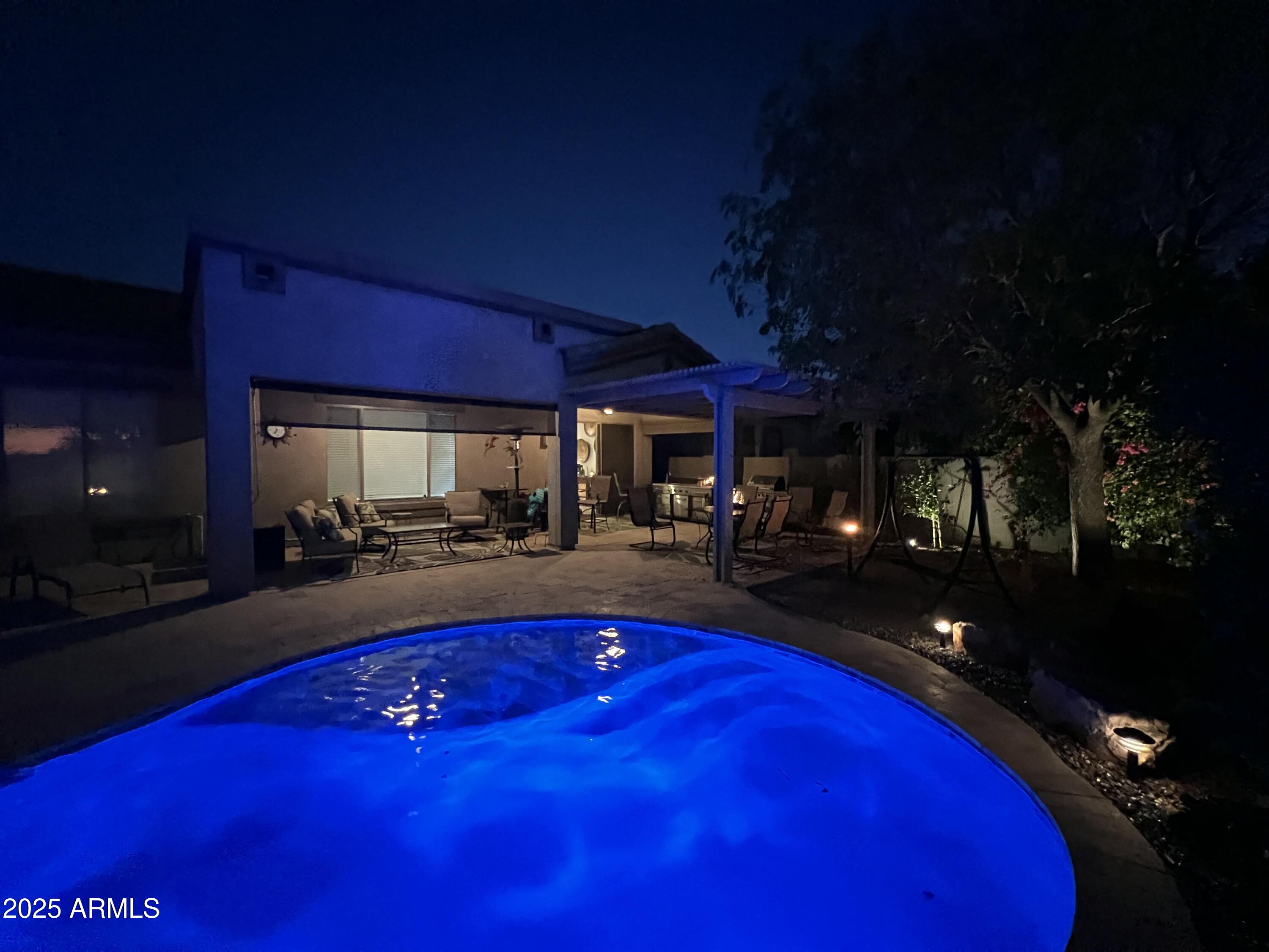 2953 N DESERT HORIZONS Lane