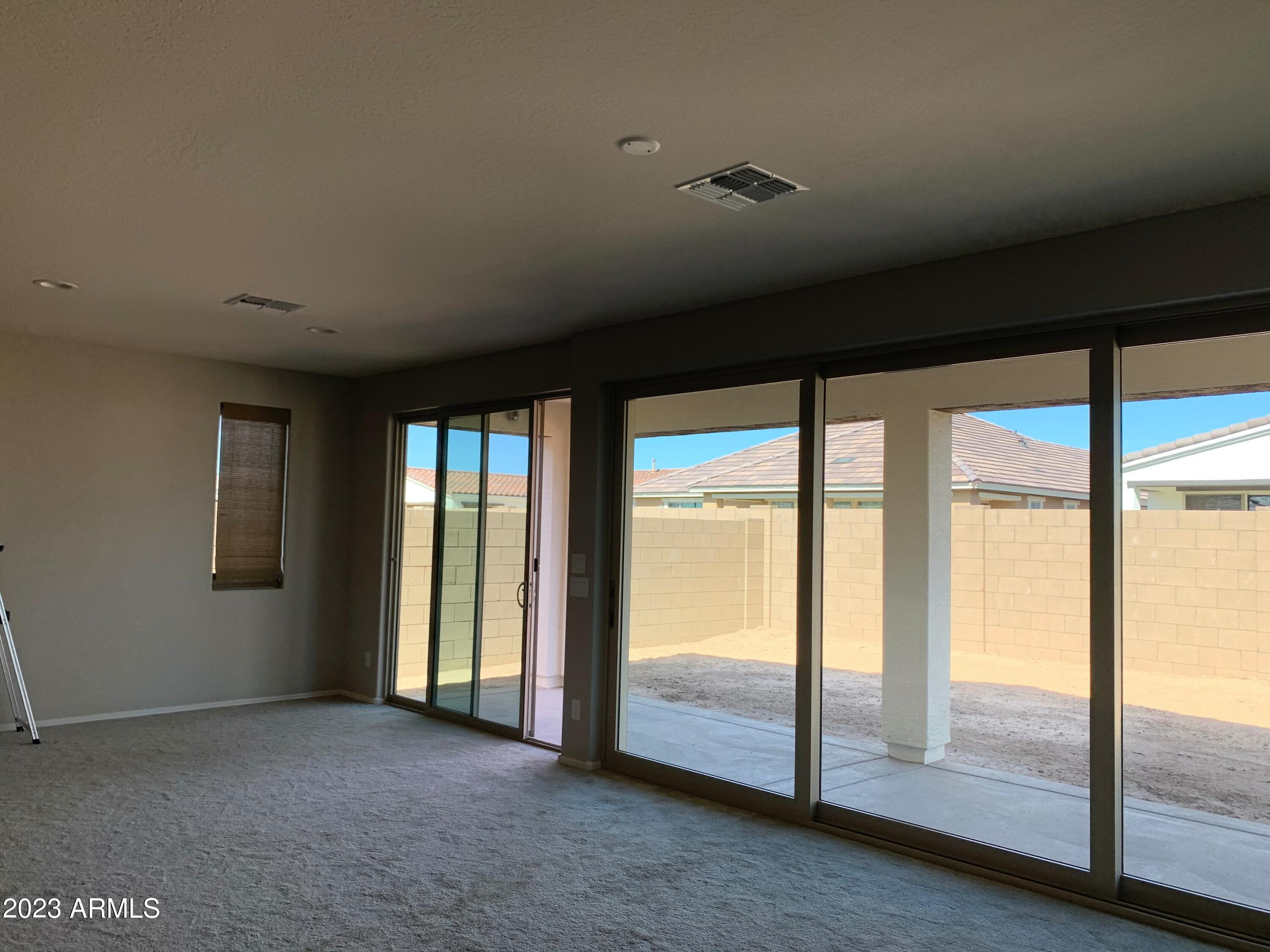 22560 E VIA ESTANCIA --