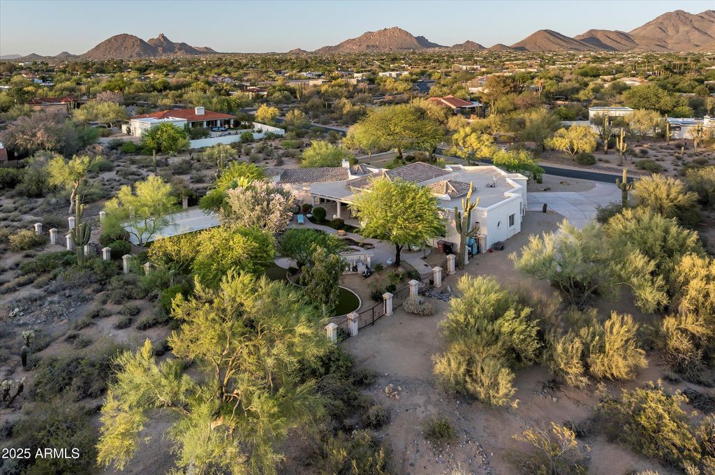 Photo of 22022 N Calle Royale Drive, Scottsdale, AZ 85255 (MLS # 6872174)