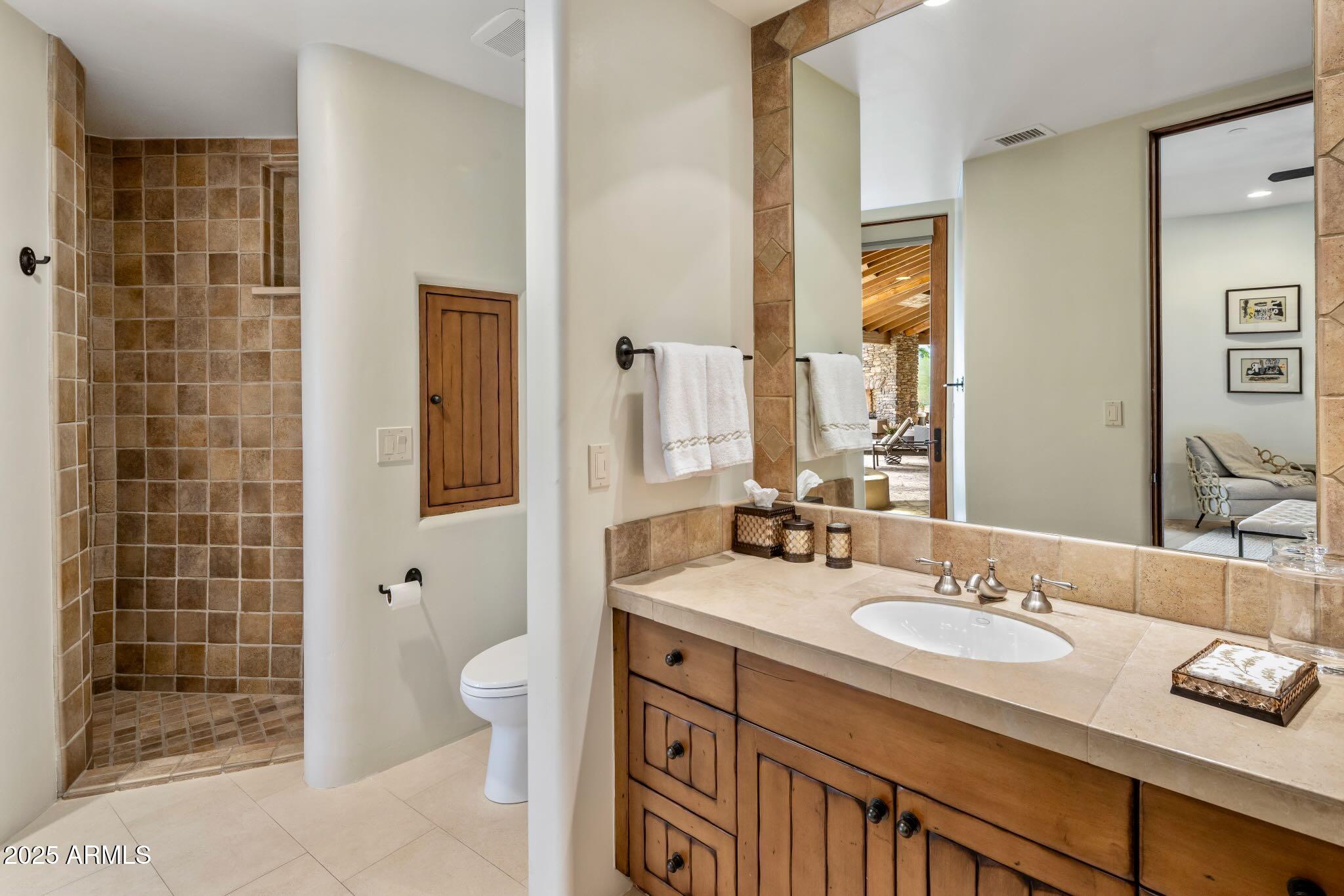 Scottsdale, Arizona, 85255, United States, 5 Bedrooms Bedrooms, ,7 BathroomsBathrooms,Residential,Active,2030580