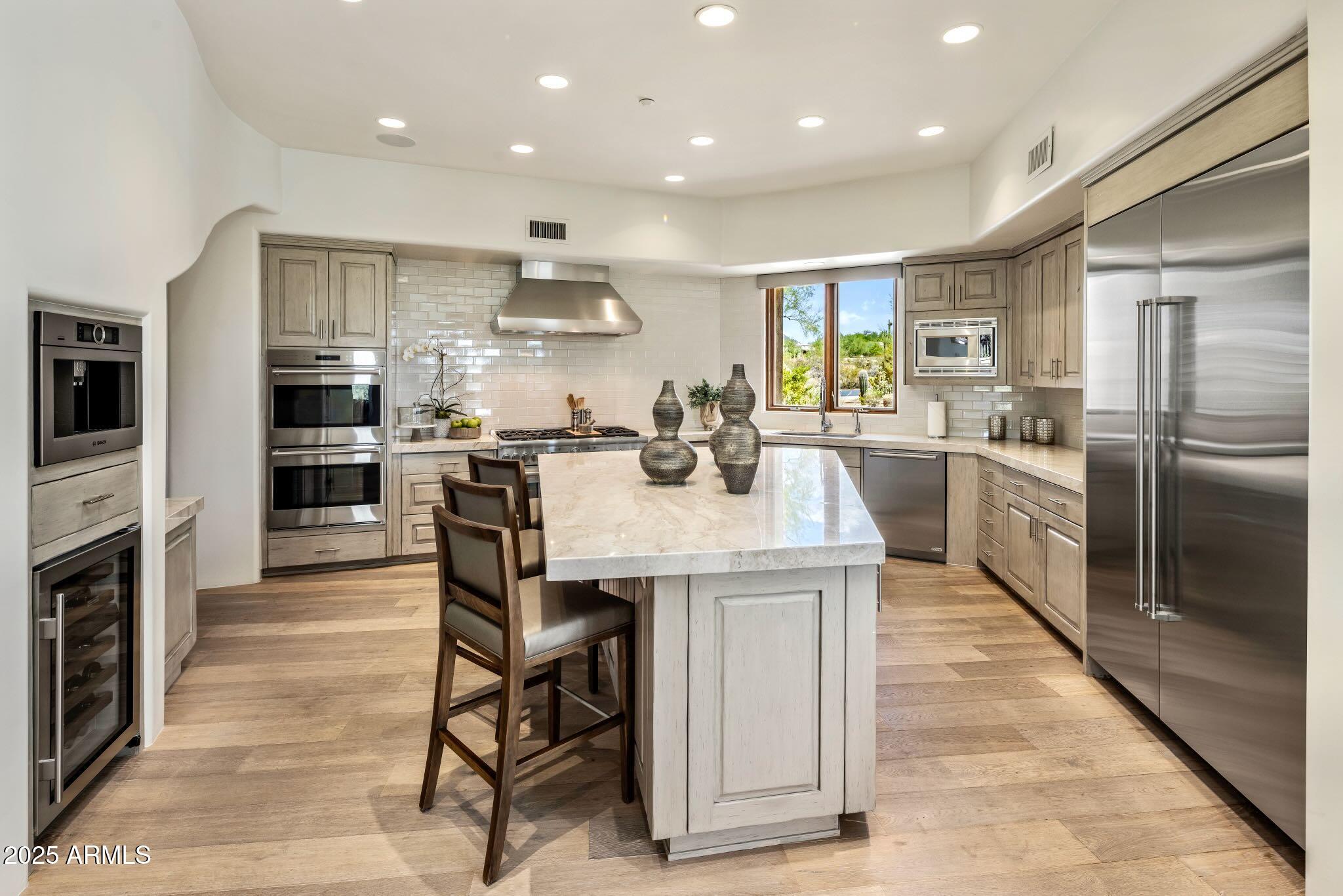 Scottsdale, Arizona, 85255, United States, 5 Bedrooms Bedrooms, ,7 BathroomsBathrooms,Residential,Active,2030580