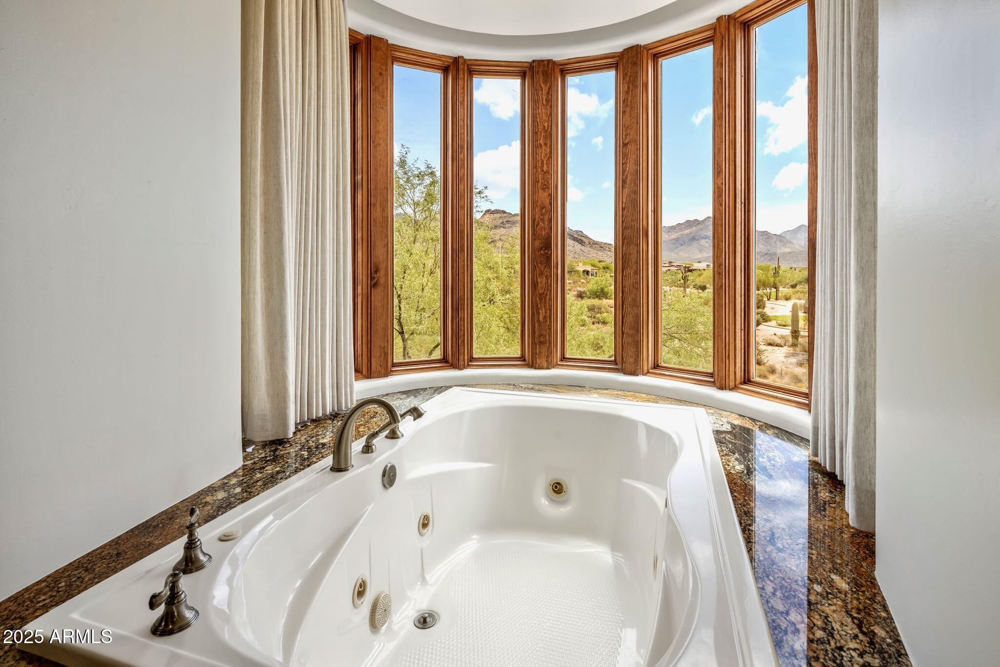 Scottsdale, Arizona, 85255, United States, 5 Bedrooms Bedrooms, ,7 BathroomsBathrooms,Residential,Active,2030580