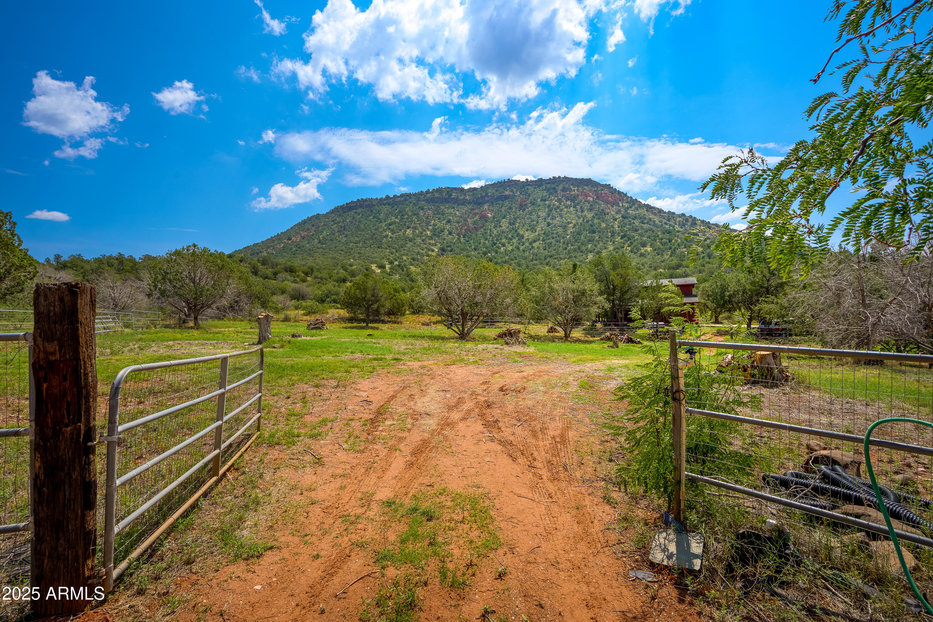Under 5 Acres - Land