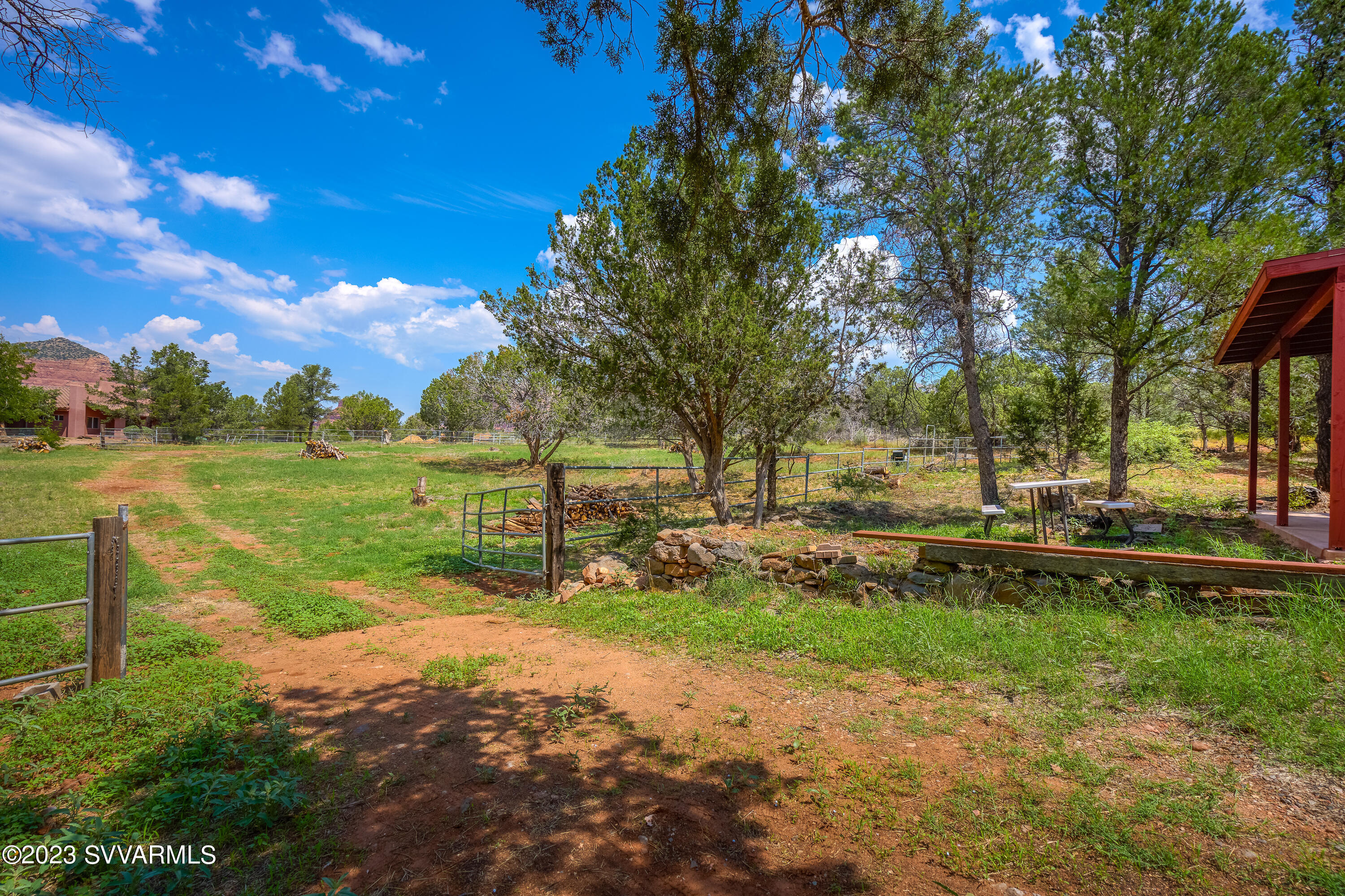 Under 5 Acres - Land