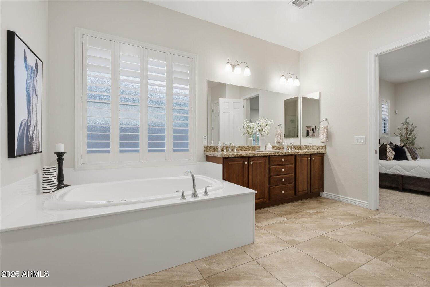 LAYTON LAKES - Residential