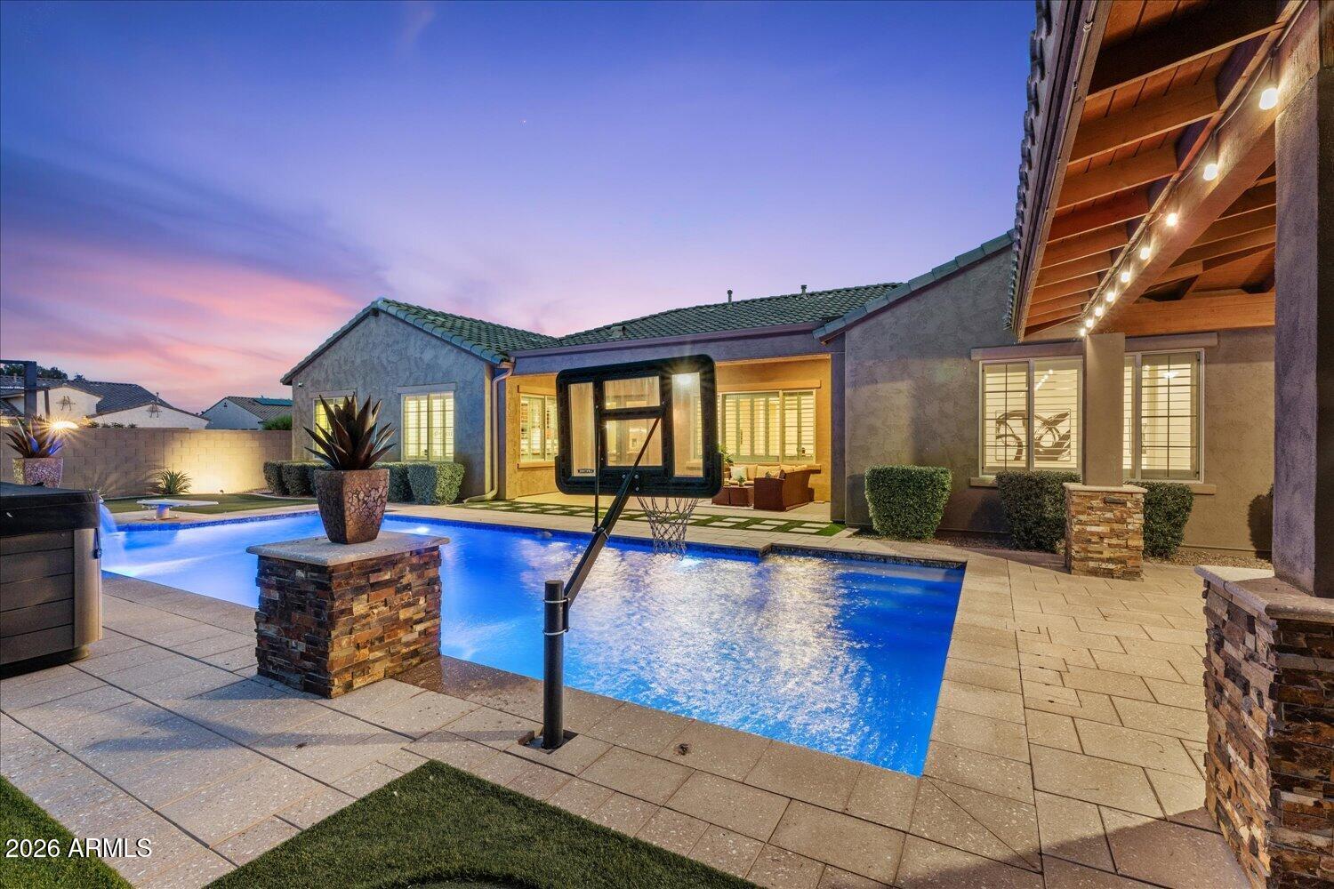 LAYTON LAKES - Residential