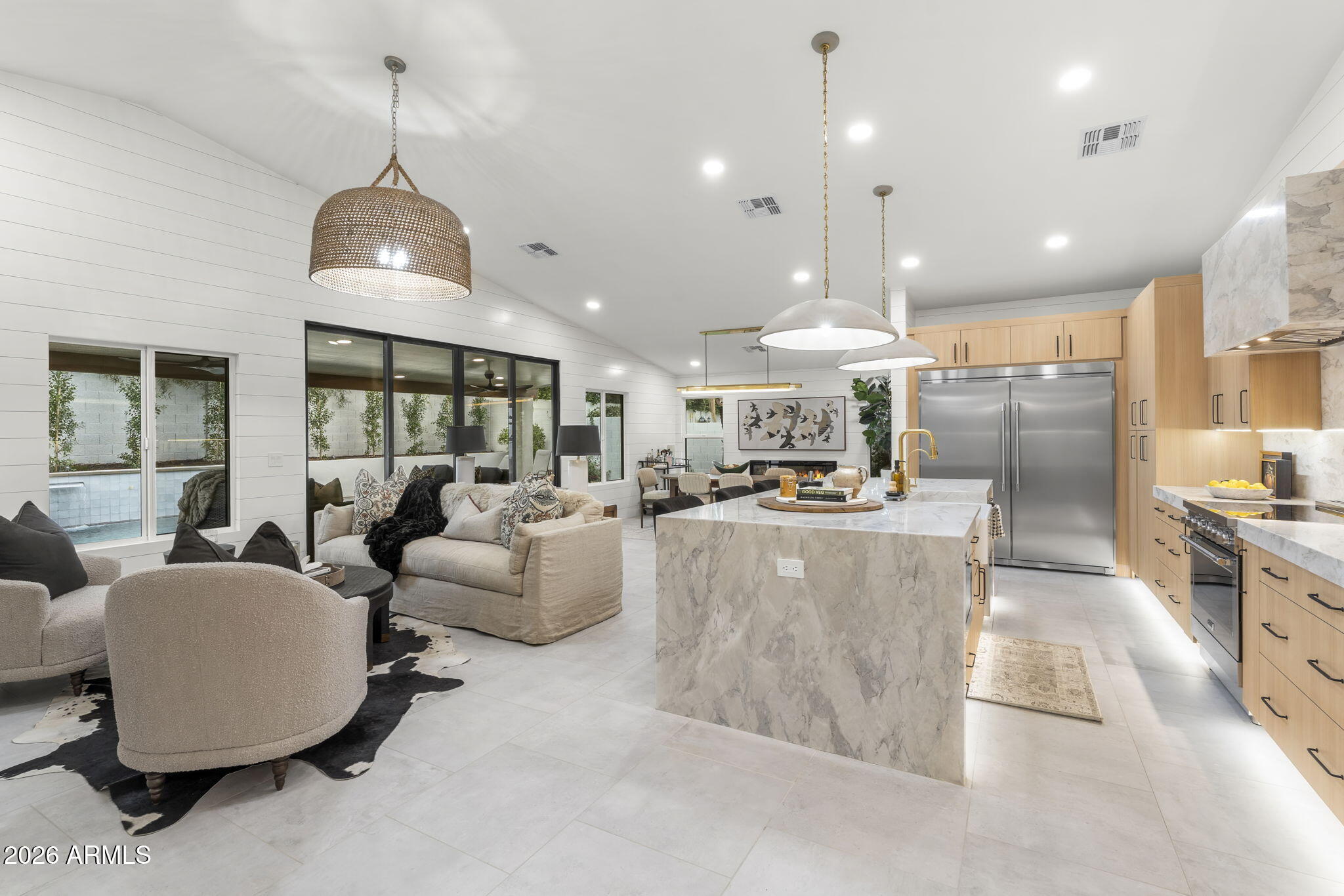 5450 E Paradise Lane