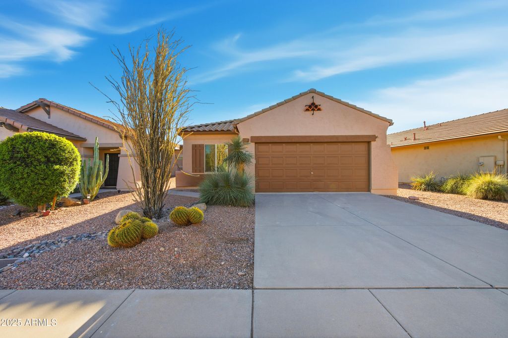 Photo of 10675 E Second Water Trail, Gold Canyon, AZ 85118 (MLS # 6955023)