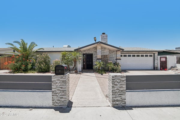3829 W THUNDERBIRD RD, PHOENIX, AZ 85053 - Image 2ff3adff85bf2a5d5efb4809a15bccf5/1526042096