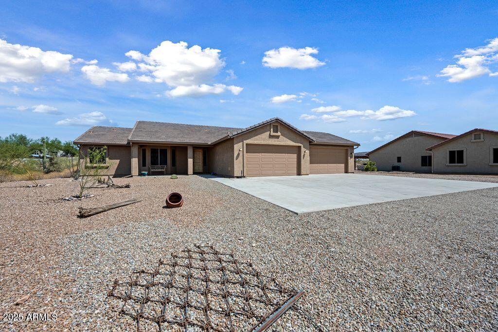 86 E MOON Vista