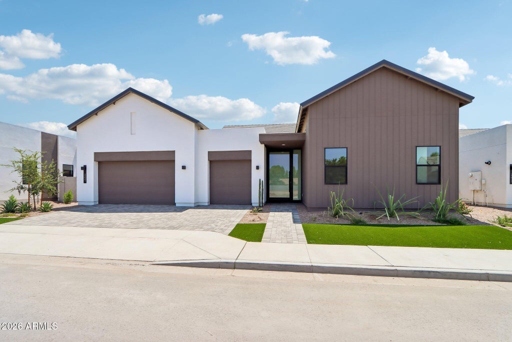 Photo of 2421 E Aquarius Place, Chandler, AZ 85249 (MLS # 7069986)