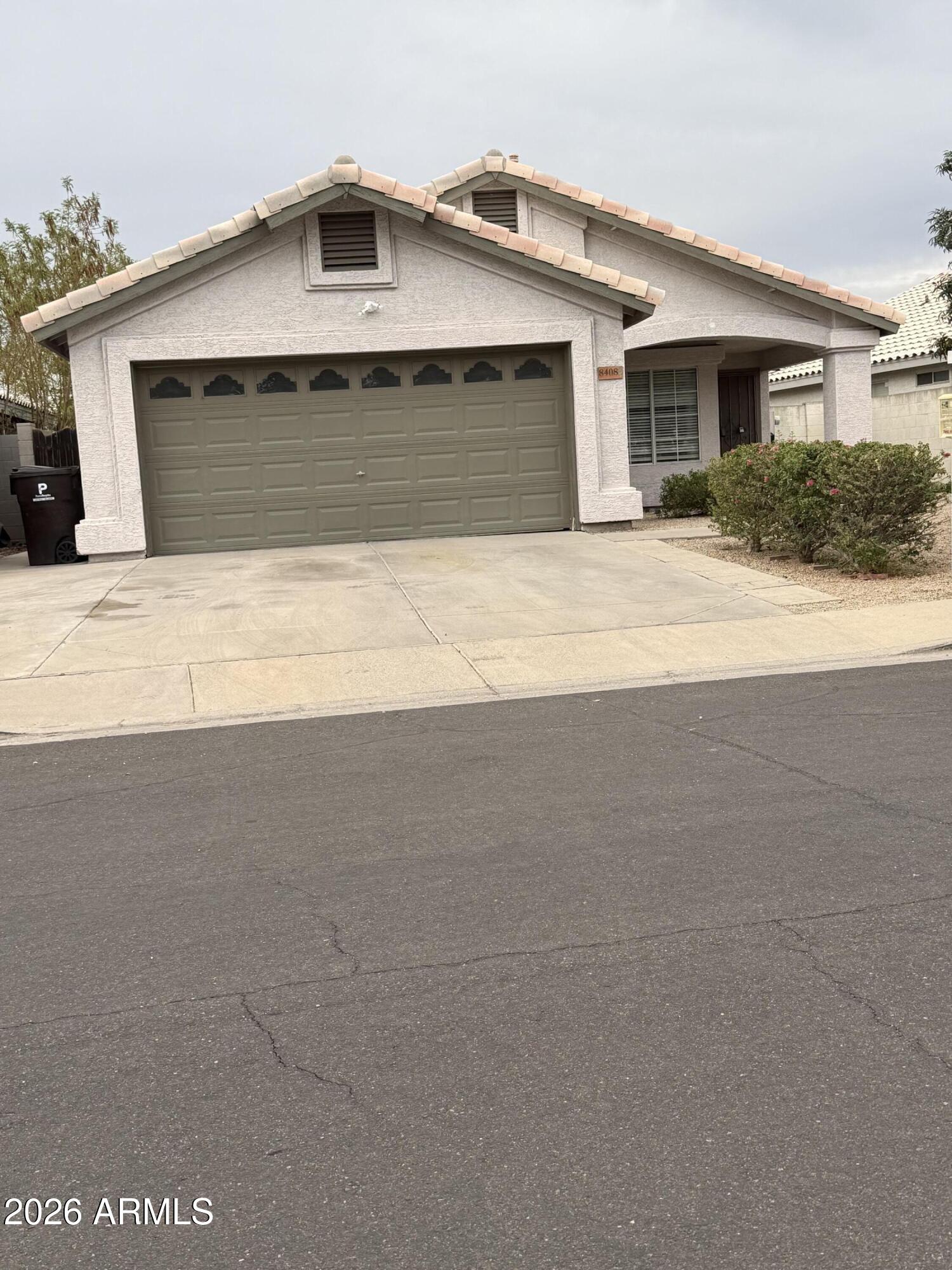 8408 W Bloomfield Road W