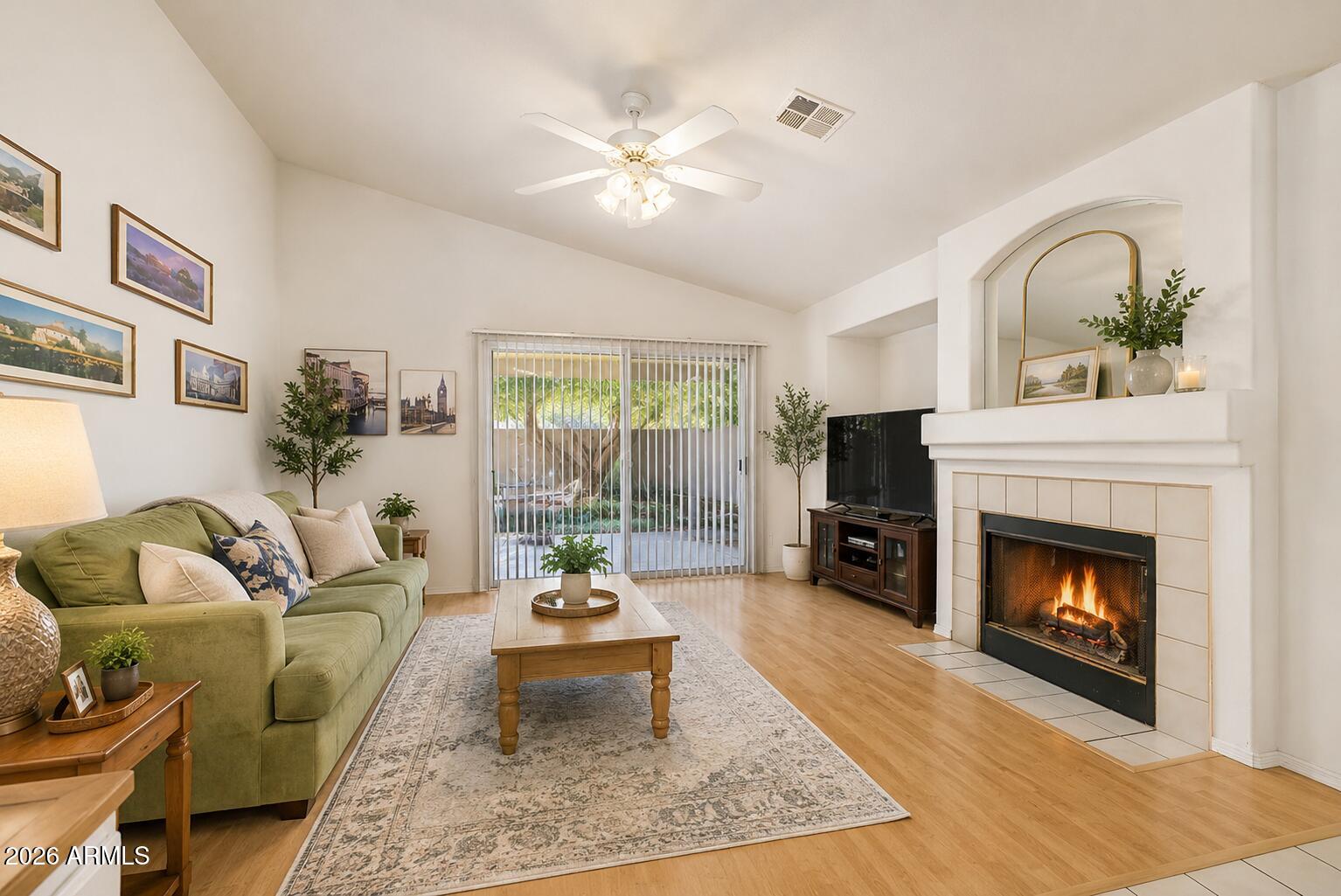 1102 W HEATHER Avenue