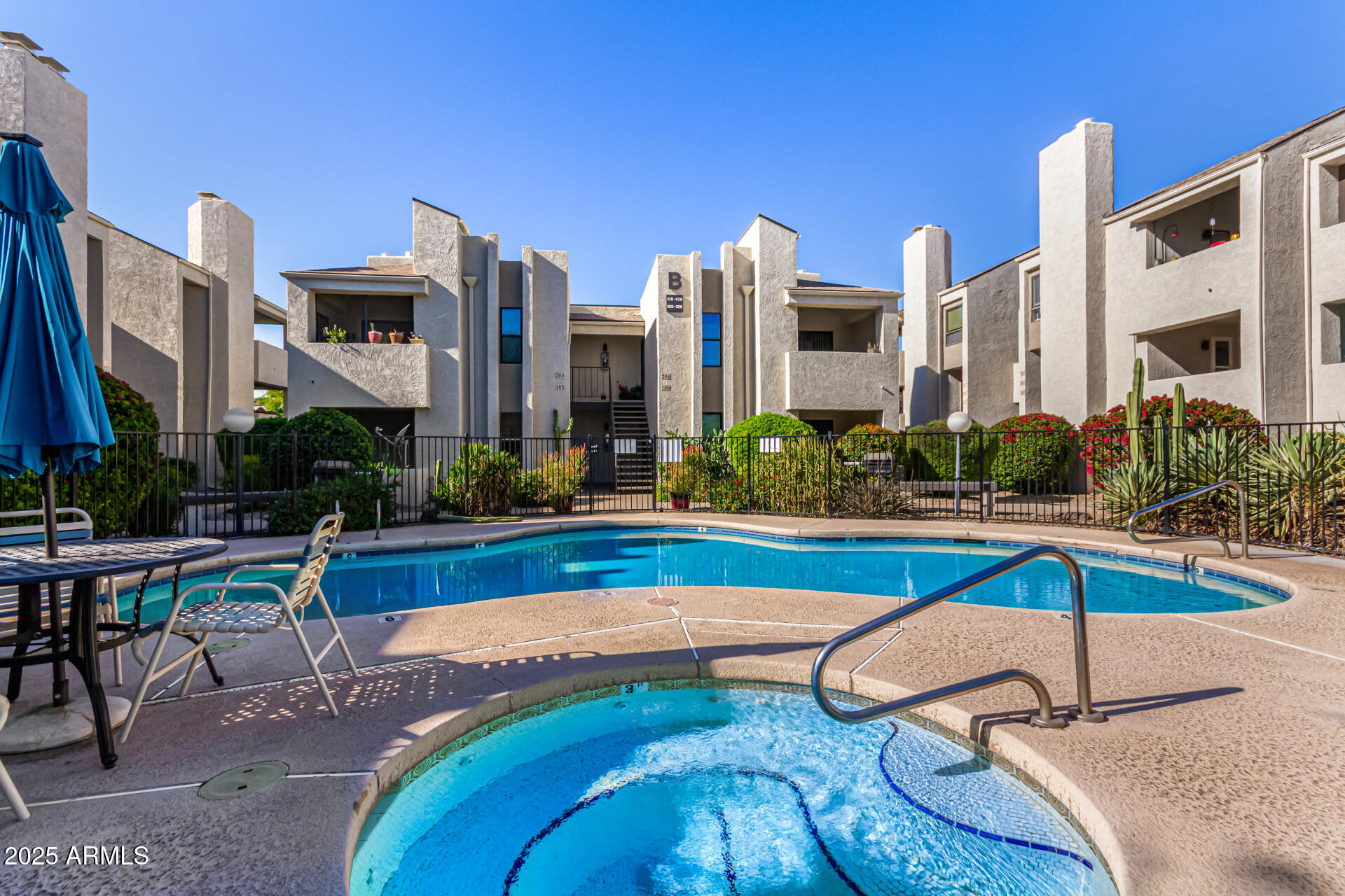 7502 E THOMAS Road 109