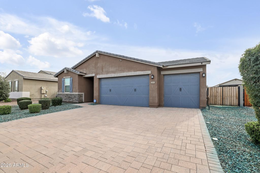 Photo of 3391 E Isla Avenue, San Tan Valley, AZ 85143 (MLS # 6973577)