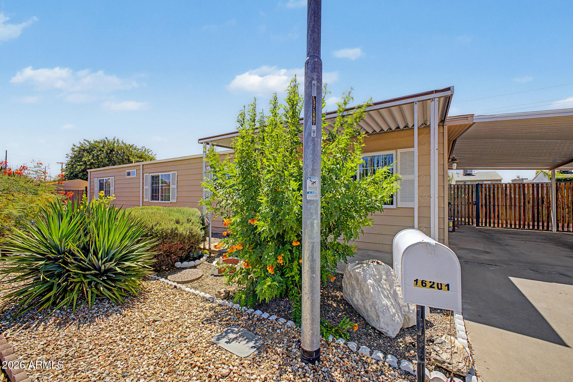 16201 N 35TH Place