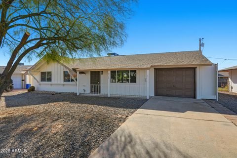 10537 W LA JOLLA Drive Sun City AZ 85351