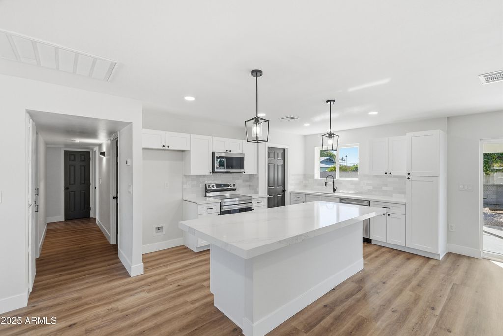 Photo of 10537 W La Jolla Drive, Sun City, AZ 85351 (MLS # 6959853)