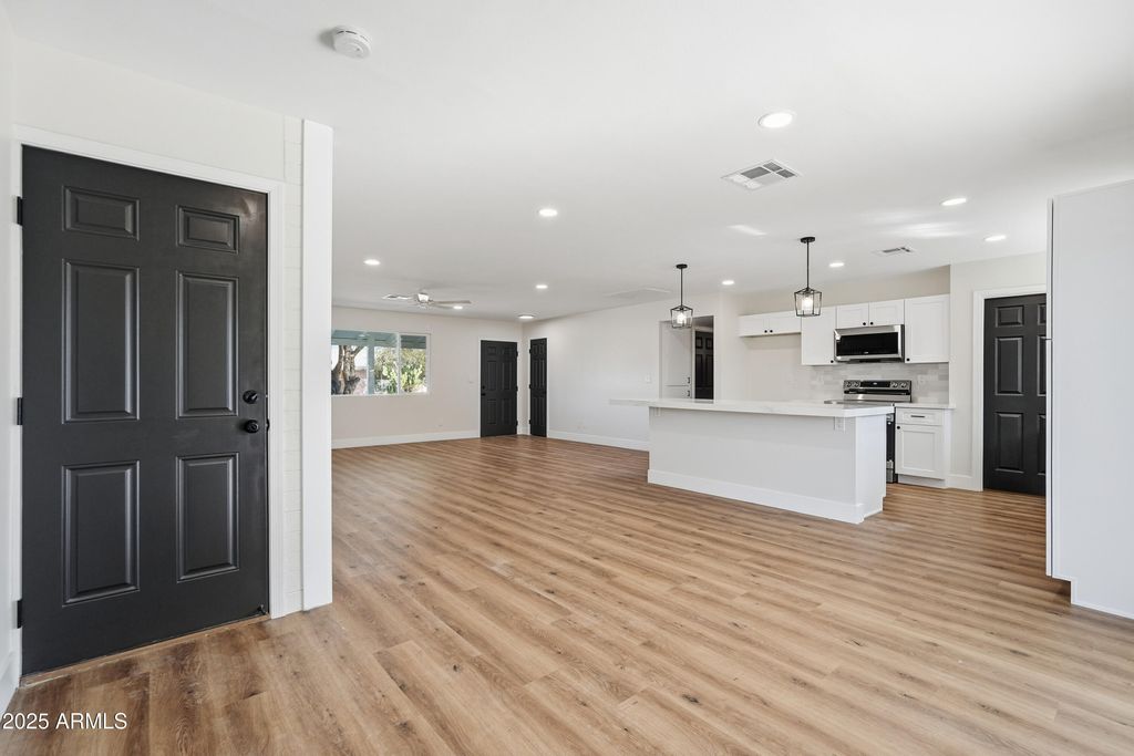 Photo of 10537 W La Jolla Drive, Sun City, AZ 85351 (MLS # 6959853)