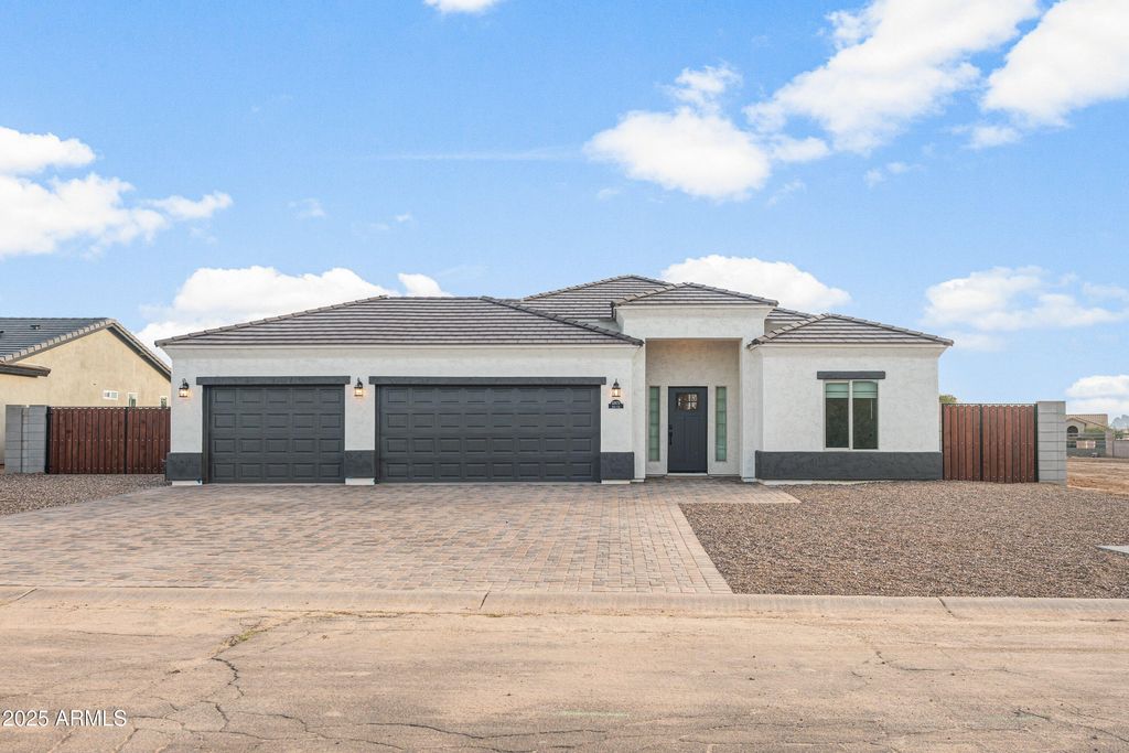 Photo of 10574 W Cove Circle, Arizona City, AZ 85123 (MLS # 6941487)